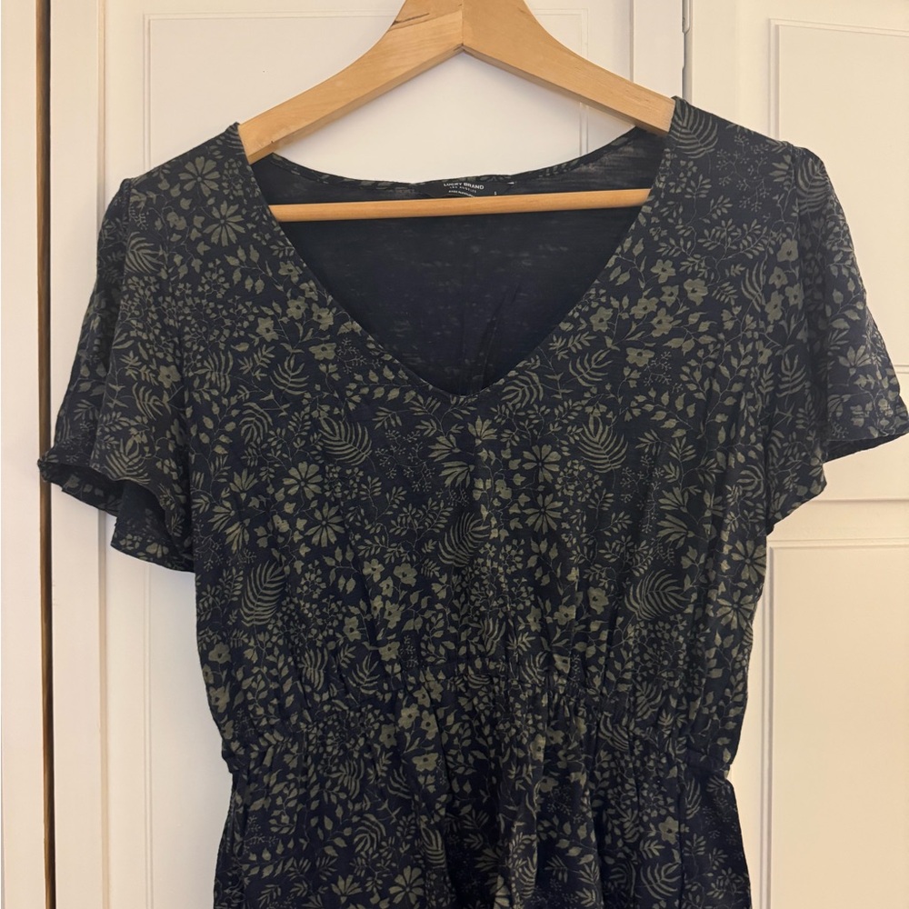 Lucky Brand V-Neck Navy Floral Peplum Top
